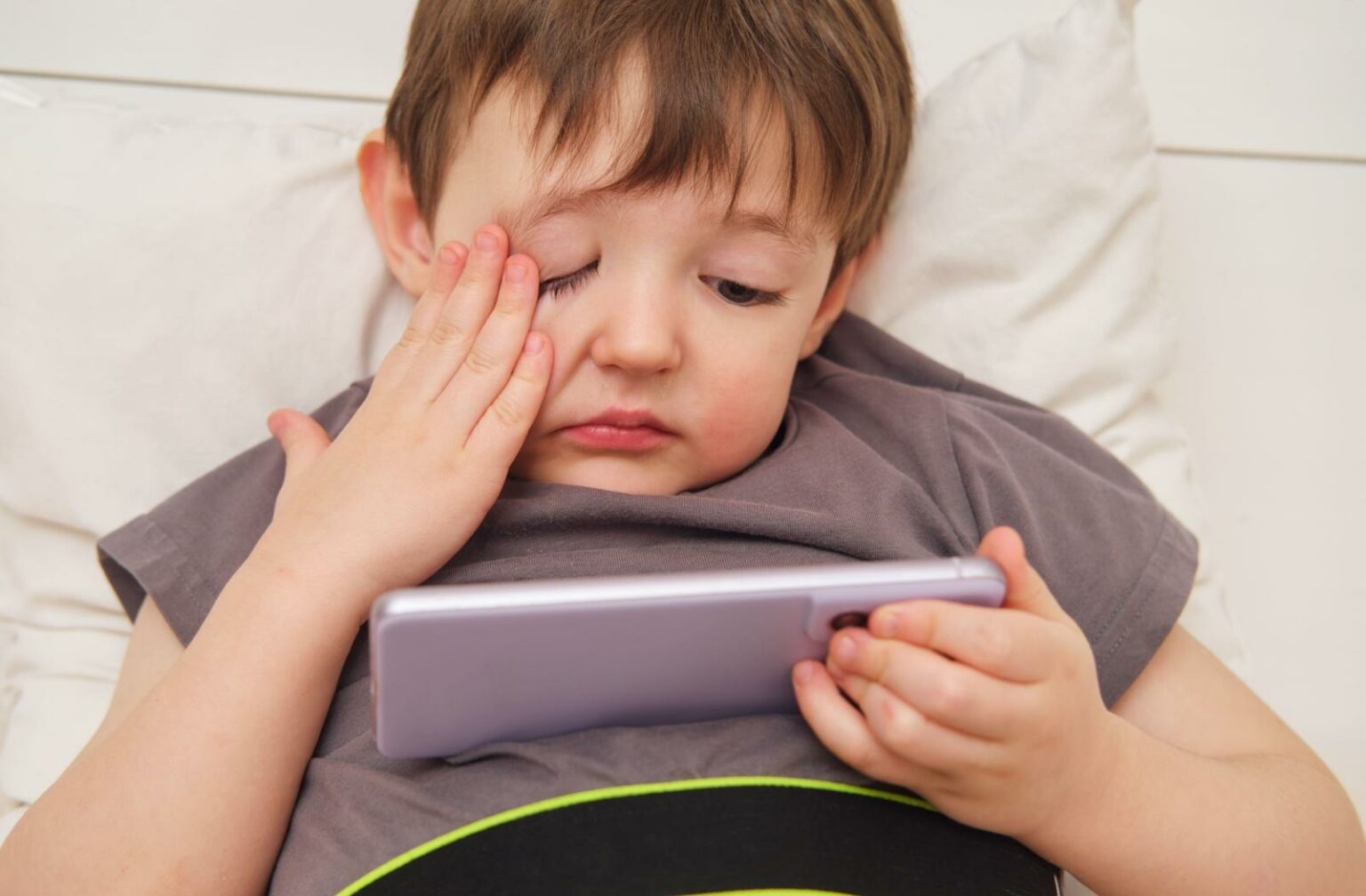 Does Screen Time Affect Your Vision?